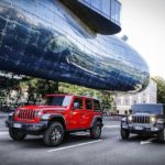 Jeep Wrangler wersja długa i krótka widok z przodu i z boku