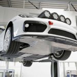 Porsche Cayman GT4 - przód i podwozie