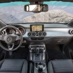Mercedes-Benz Klasa X - wnętrze, deska rozdzielcza i konsola środkowa
