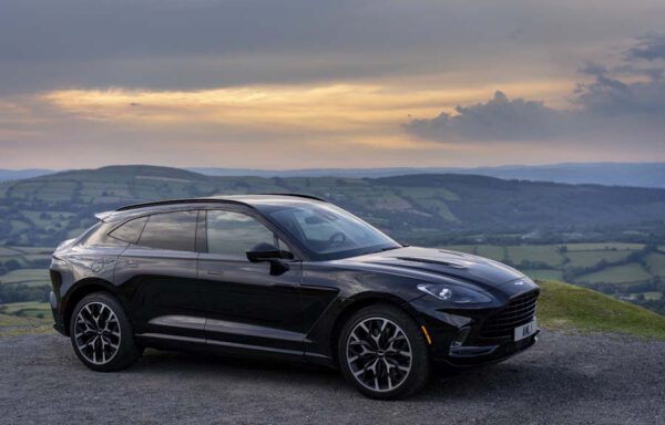 Aston Martin DBX